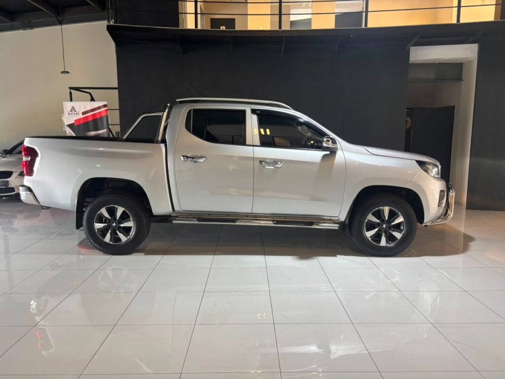 2024 Peugeot Landtrek