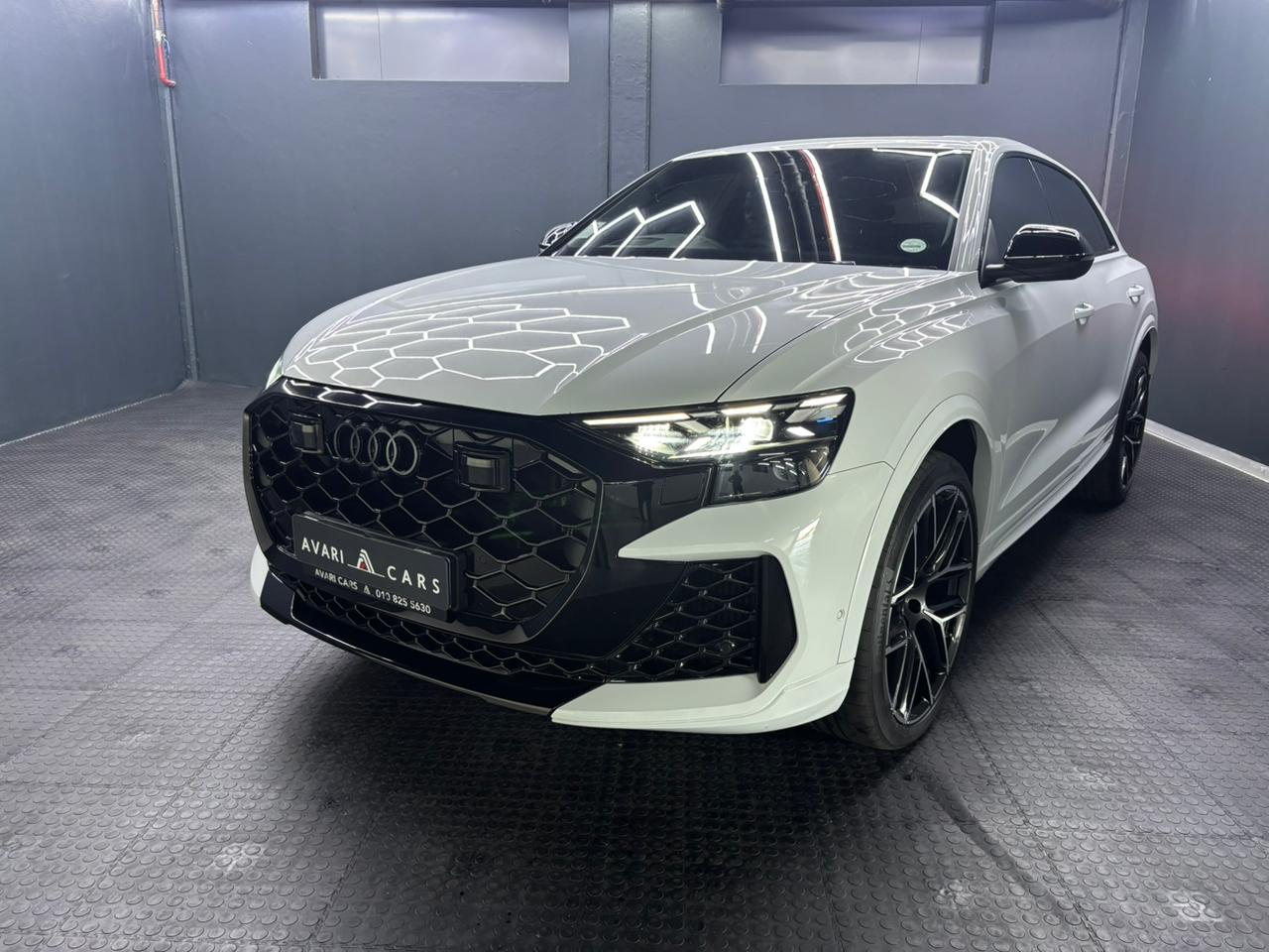 2025 Audi RSQ8 Quattro Performance