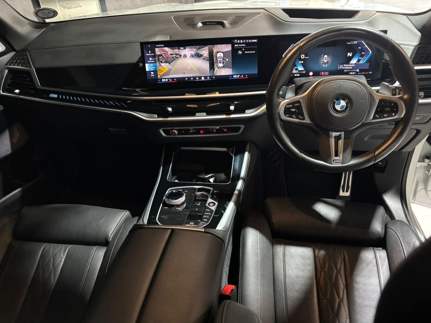 2023 BMW X5 M60i
