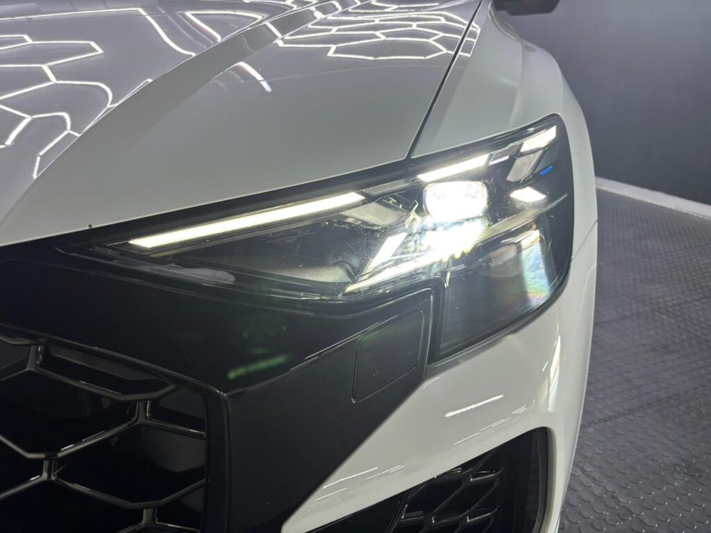 2025 Audi RSQ8 Quattro Performance