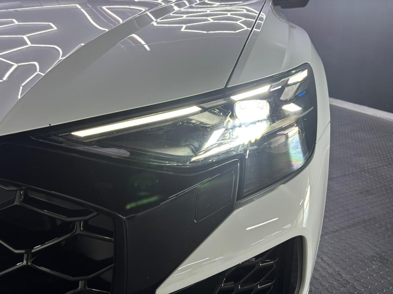 2025 Audi RSQ8 Quattro Performance