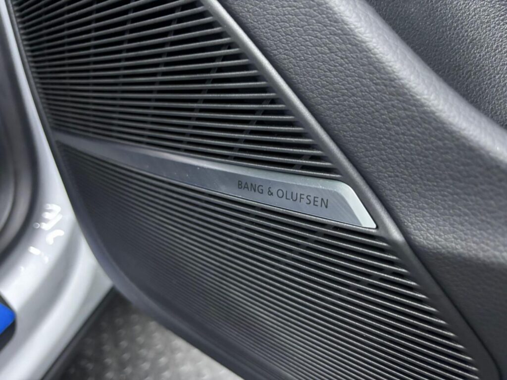 2025 Audi RSQ8 Quattro Performance