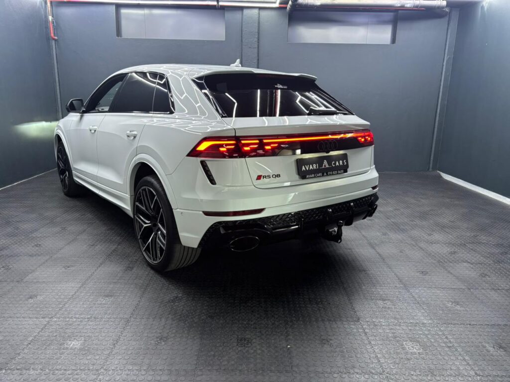 2025 Audi RSQ8 Quattro Performance