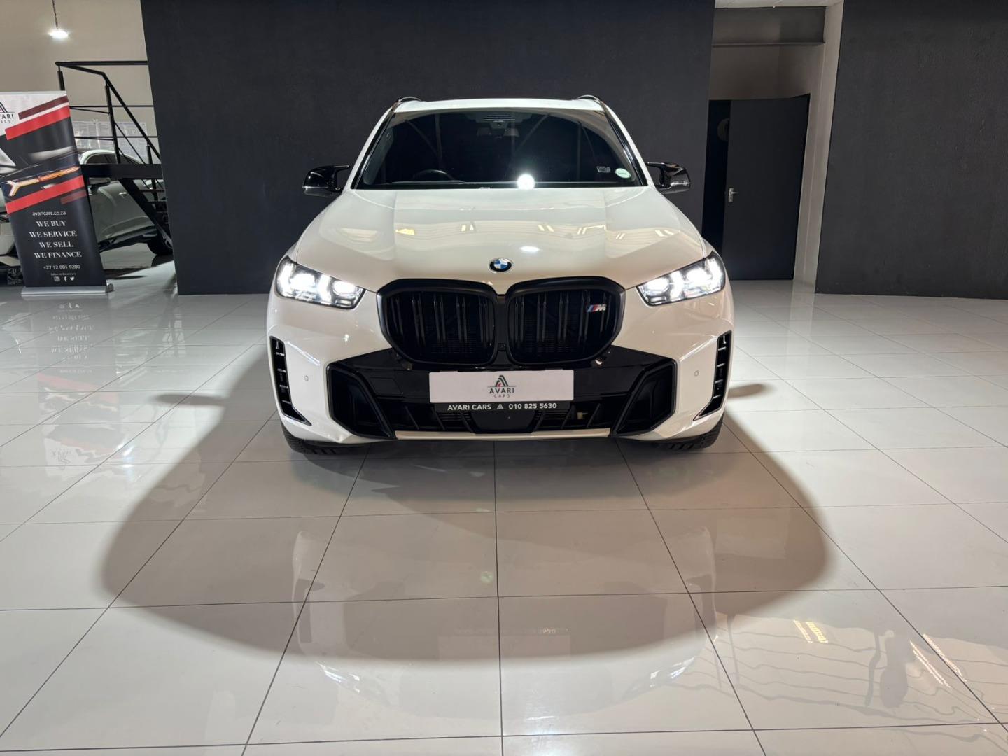 2023 BMW X5 M60i