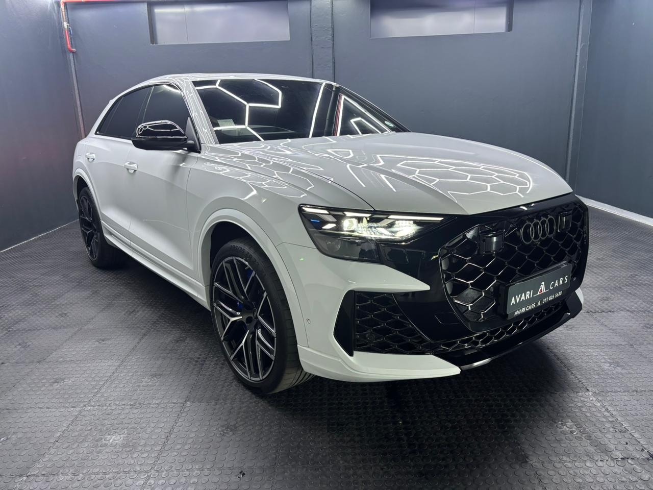 2025 Audi RSQ8 Quattro Performance