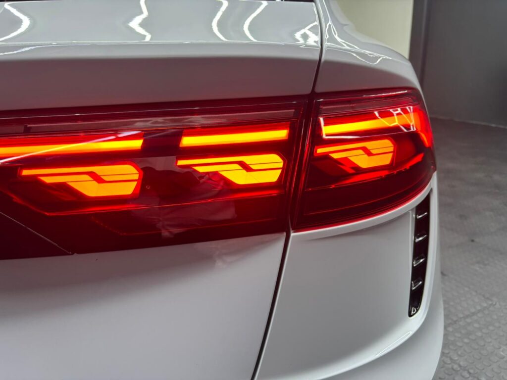 2025 Audi RSQ8 Quattro Performance