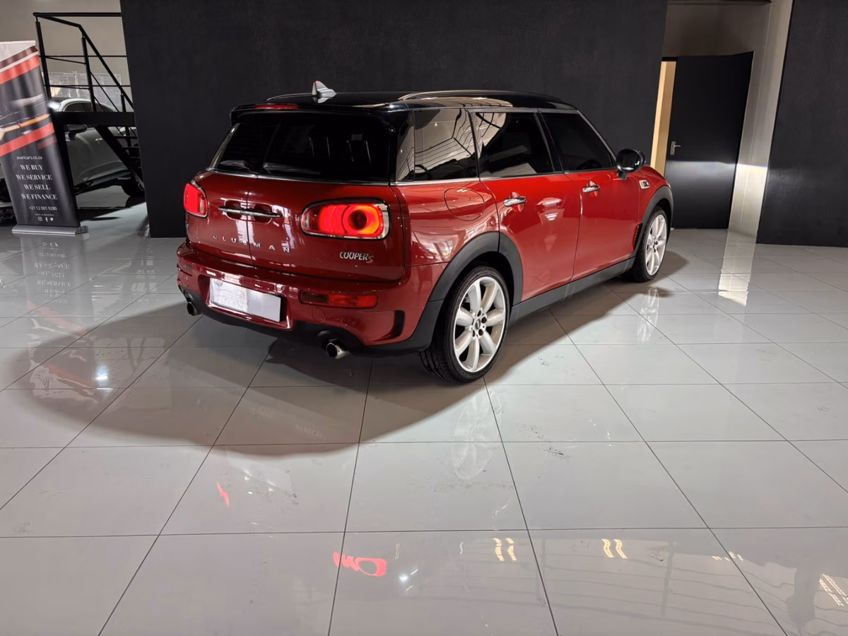 MINI Clubman