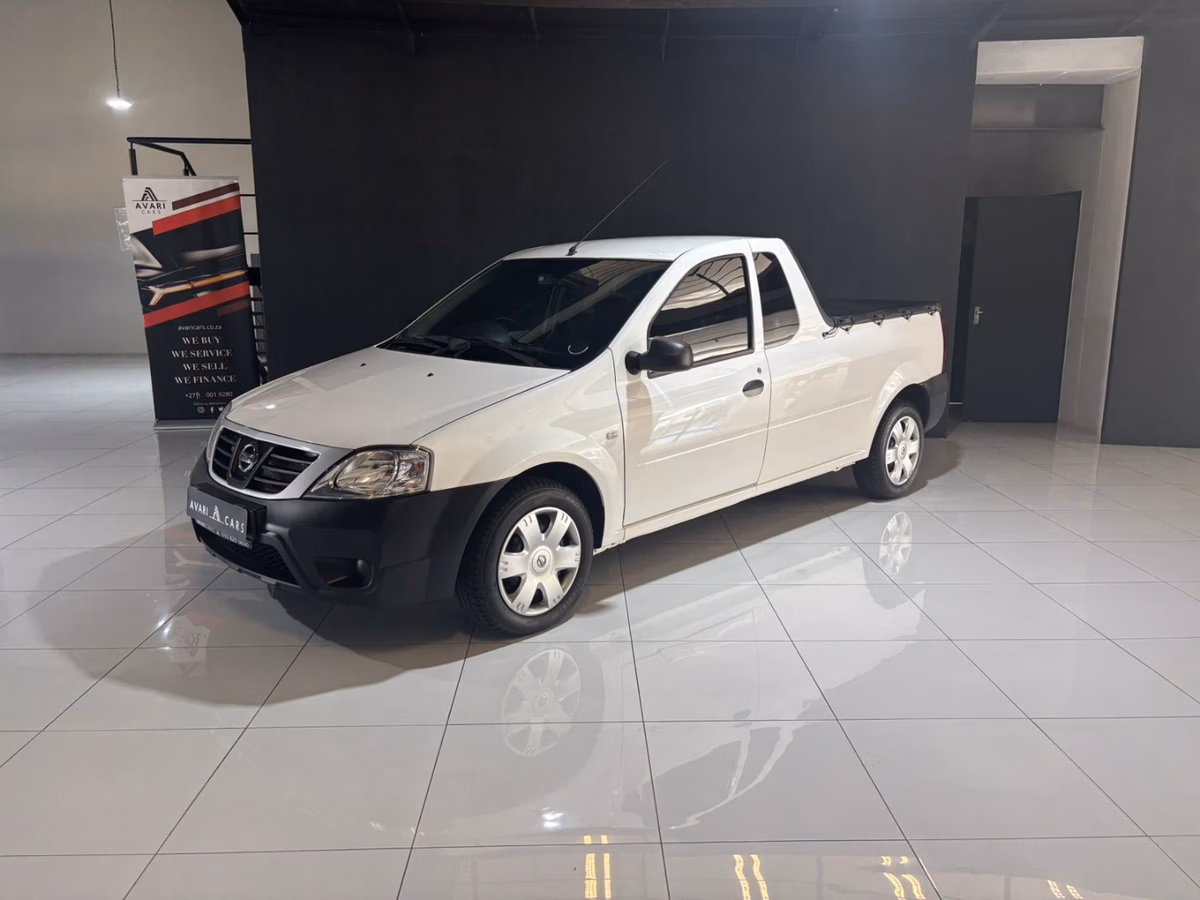 2024 Nissan NP200