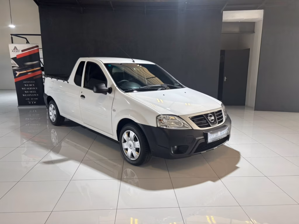 2024 Nissan NP200