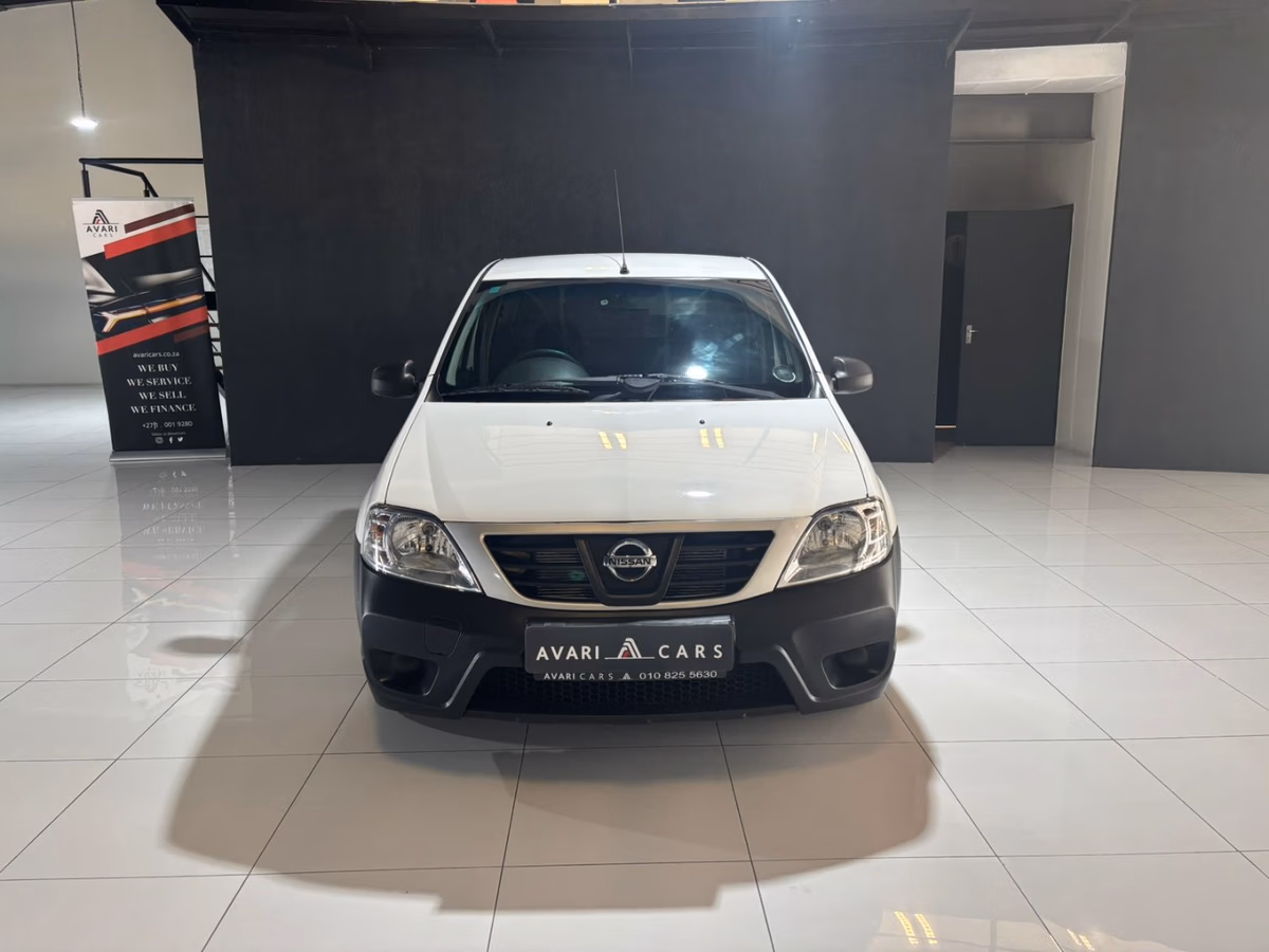 2024 Nissan NP200