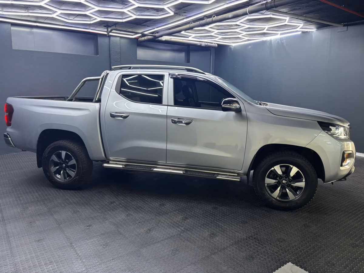 Peugeot Landtrek